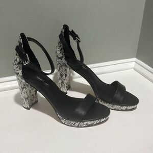 Black/White Snakeskin Black Heel Platform Sandals by Nine West -size 9M